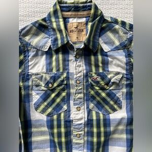 Hollister flannel size M